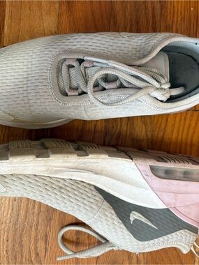 Nike Women’s Light Gray and Pink Air-Visible Athletic Sneakers